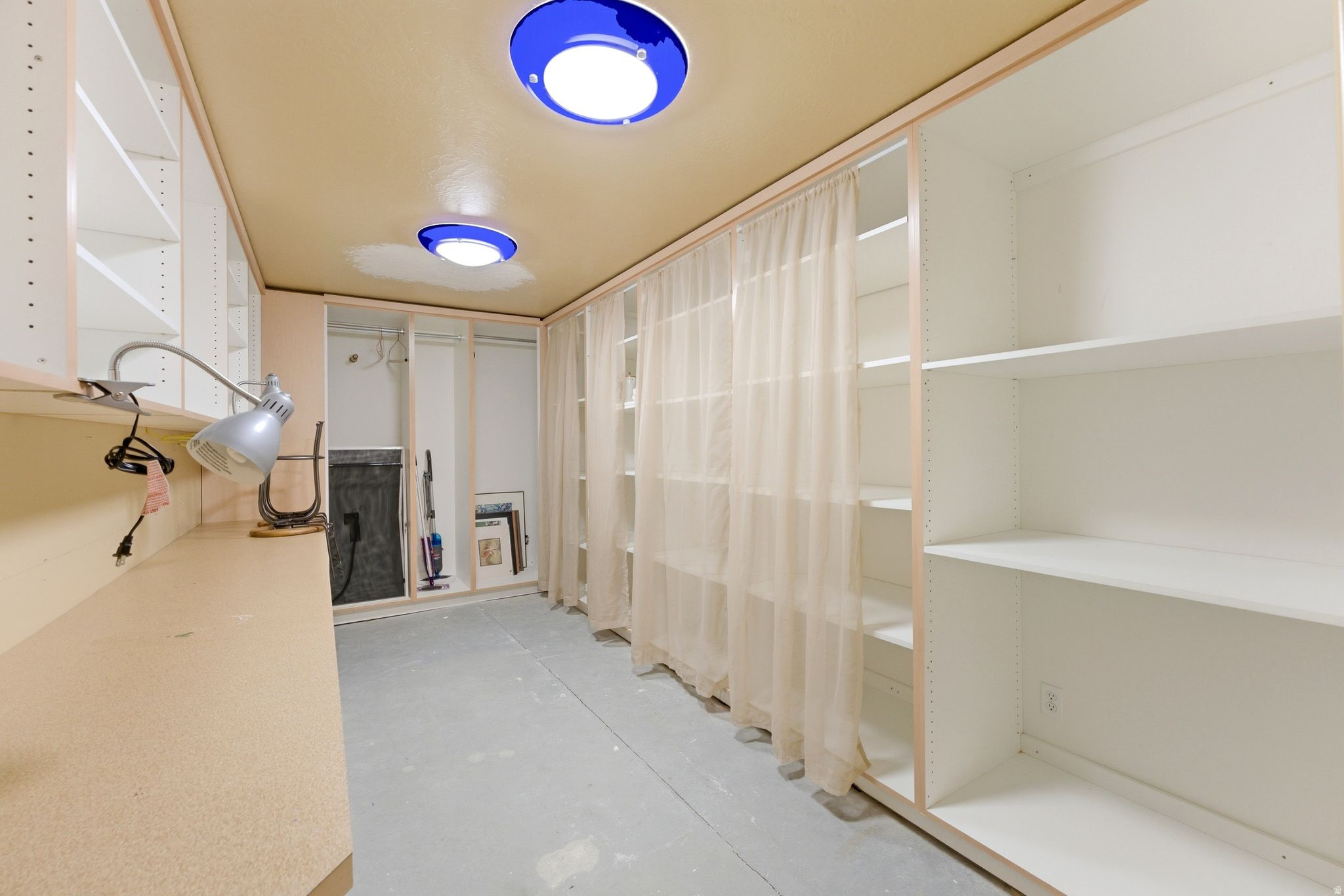 PEBBLE CREEK - Residential