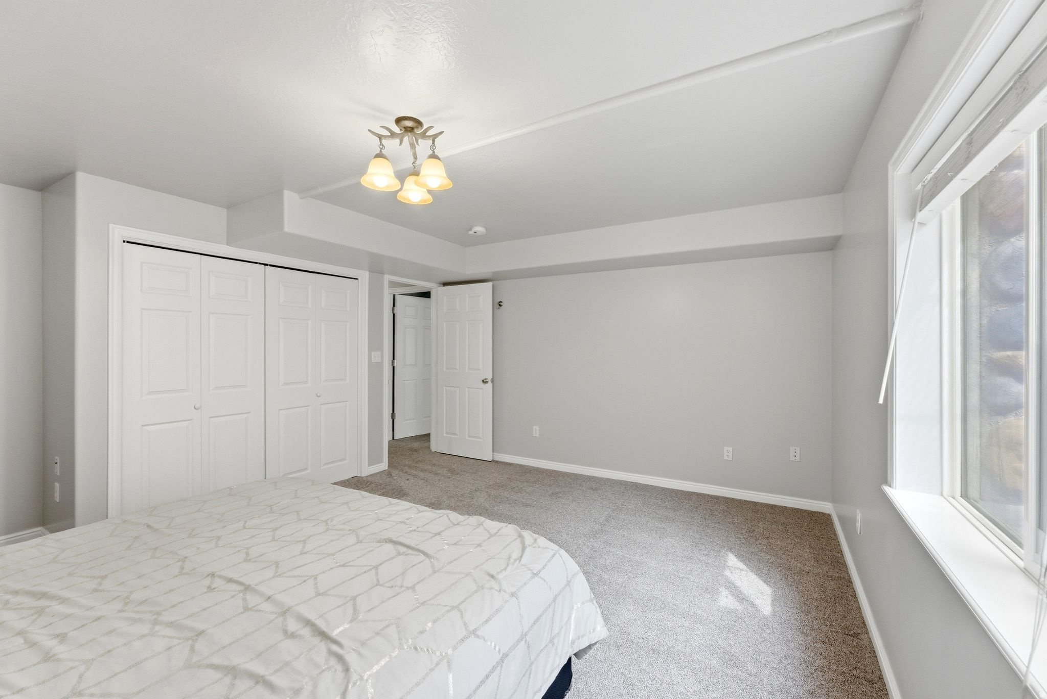 PEBBLE CREEK - Residential