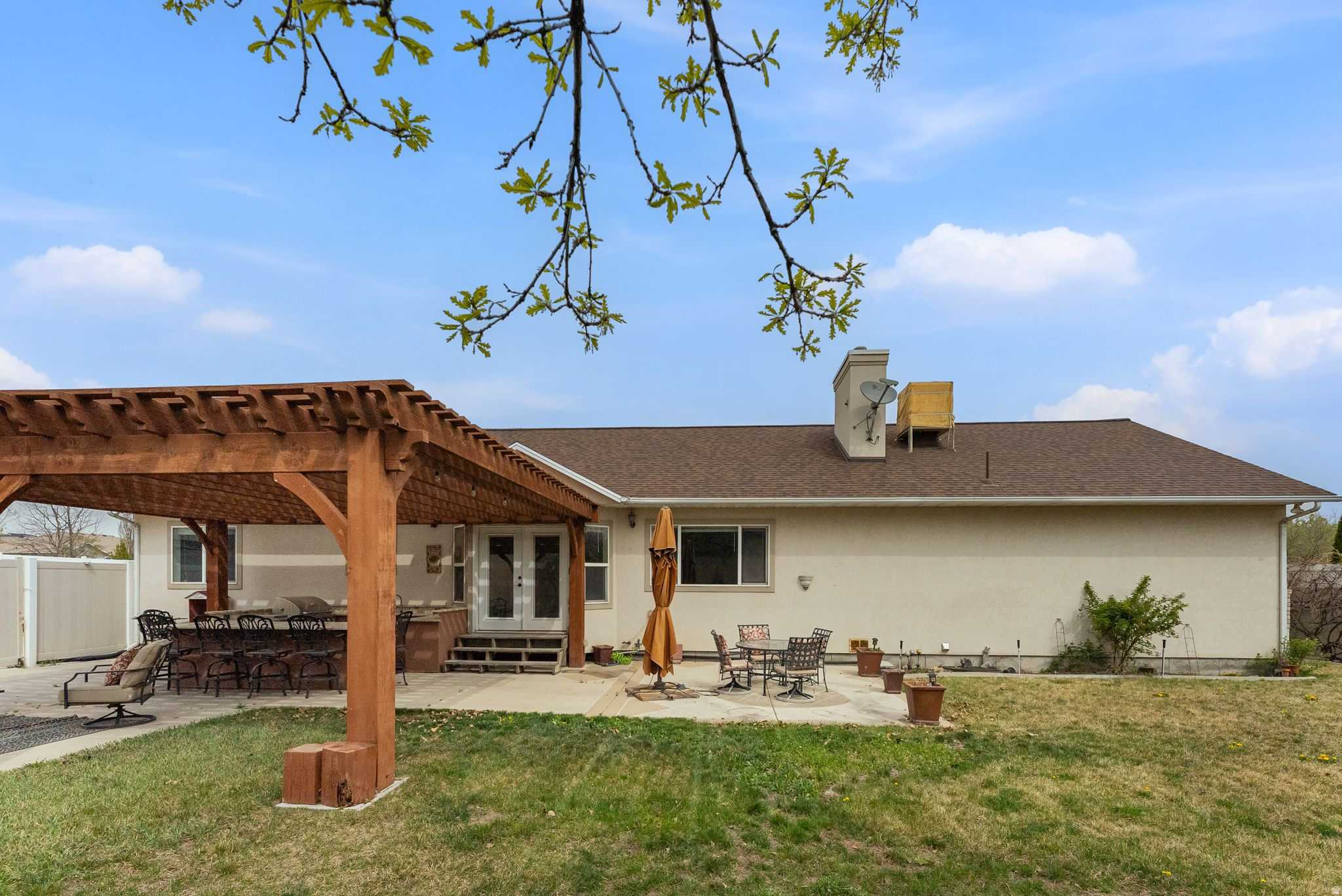 PEBBLE CREEK - Residential