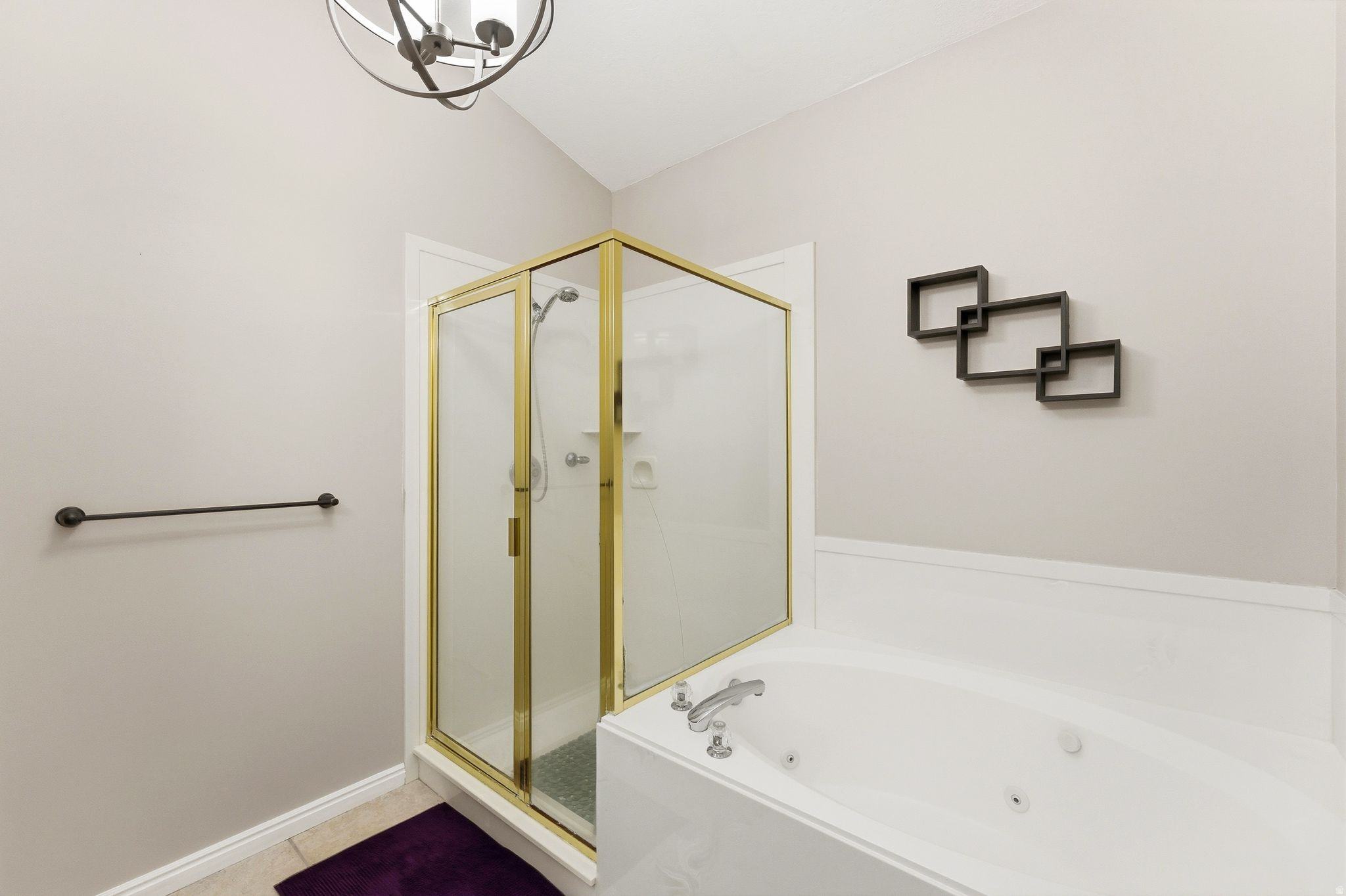 PEBBLE CREEK - Residential