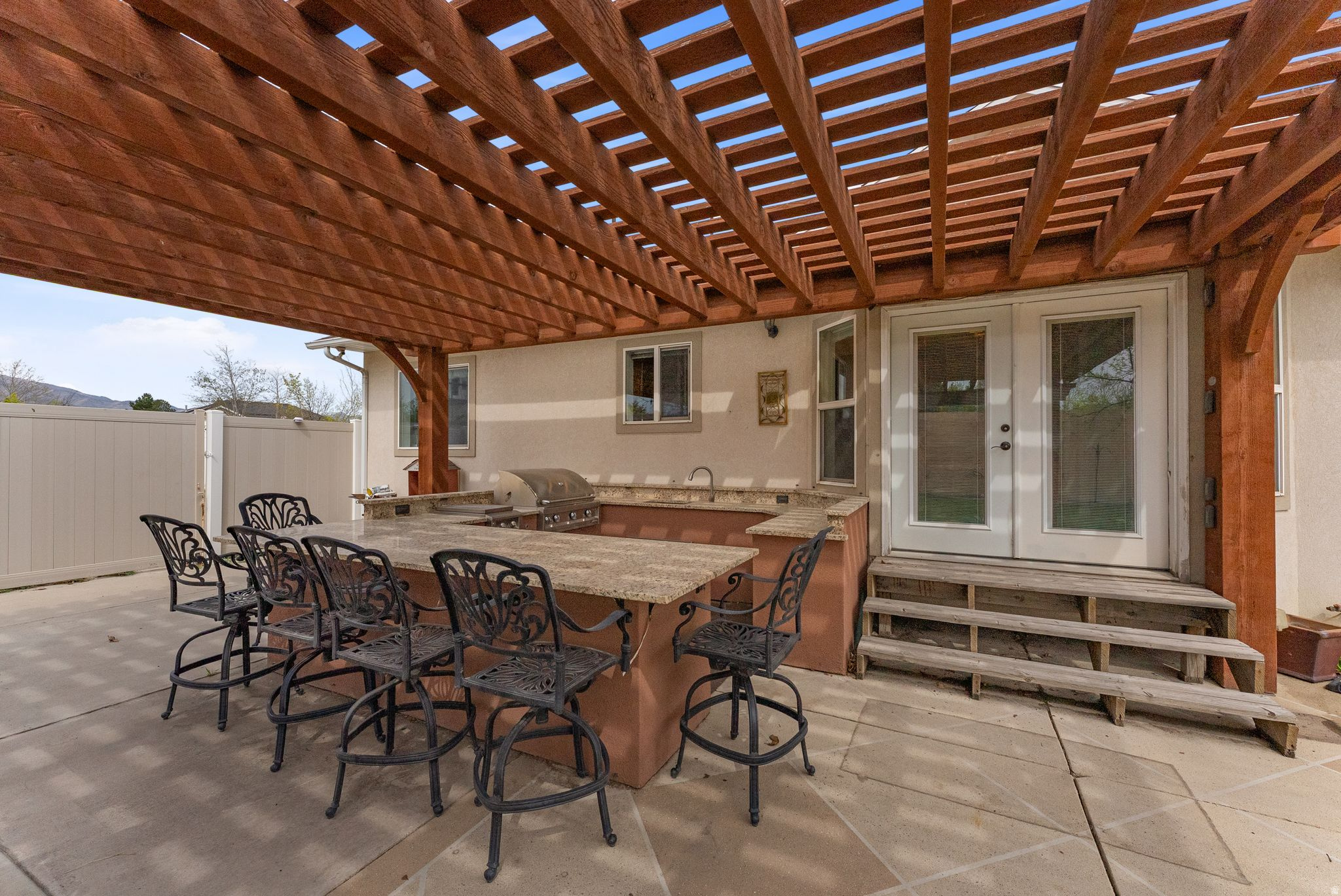 PEBBLE CREEK - Residential