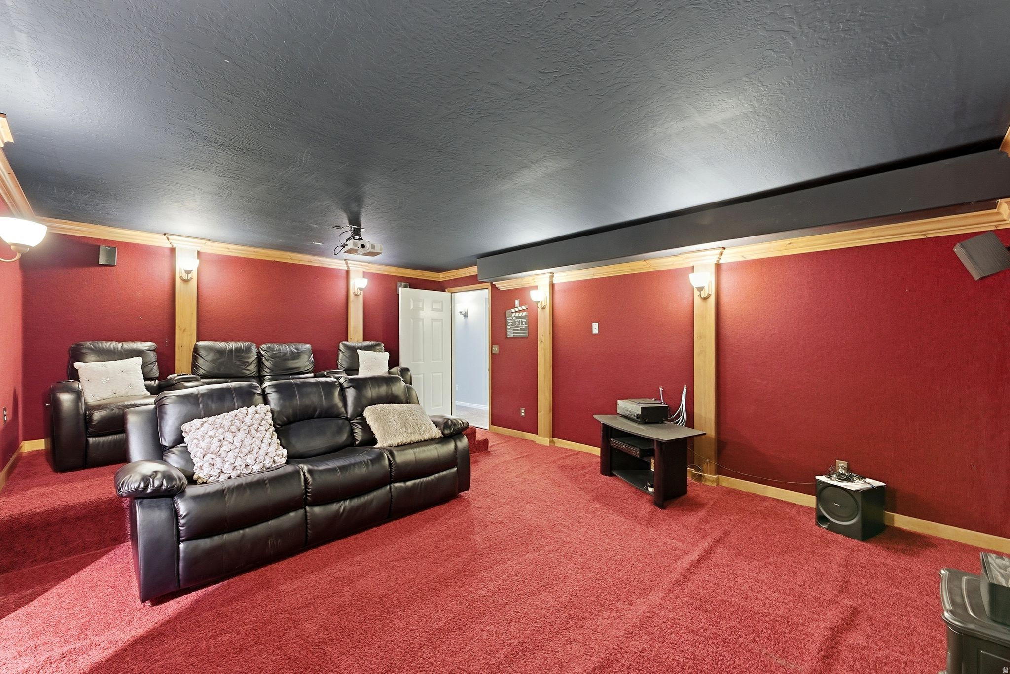 PEBBLE CREEK - Residential