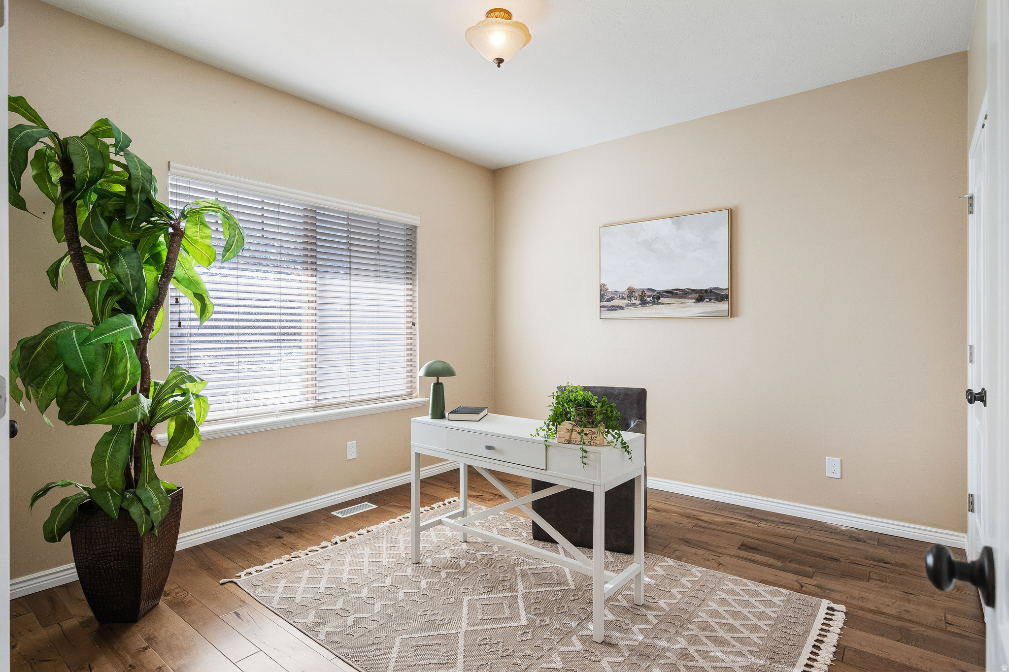 MT AIREY AT RED HAWK RANCH R1-N2627 - Residential