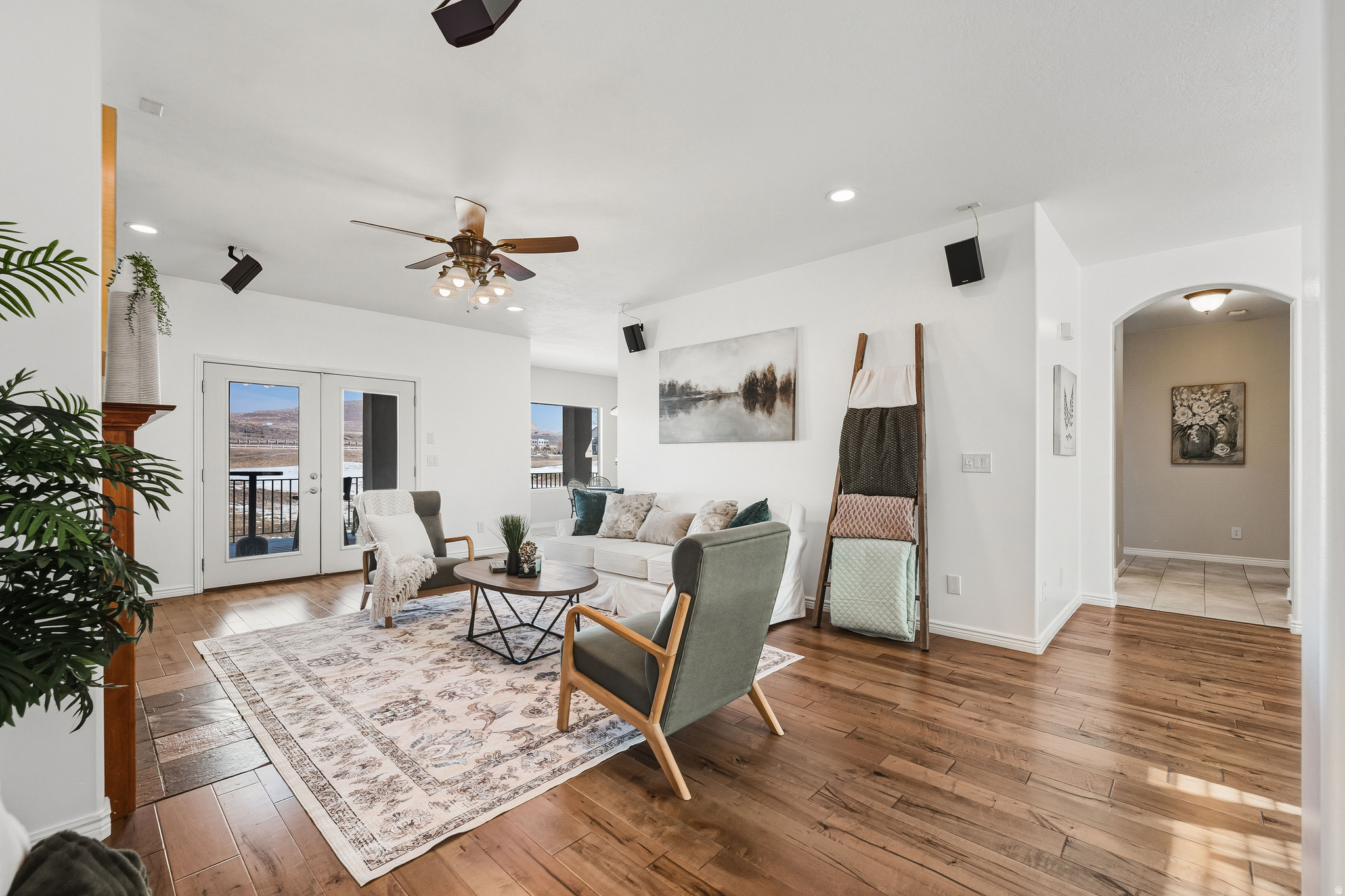 MT AIREY AT RED HAWK RANCH R1-N2627 - Residential