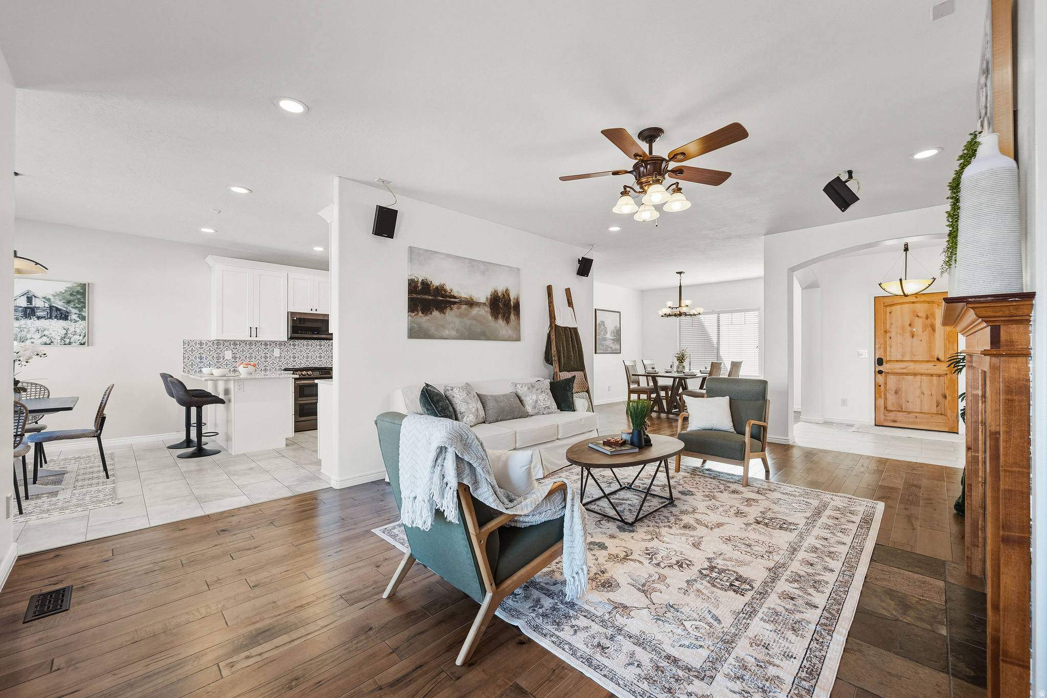 MT AIREY AT RED HAWK RANCH R1-N2627 - Residential