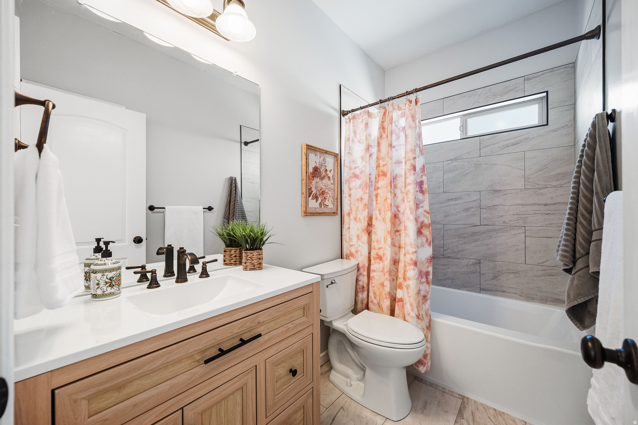 MT AIREY AT RED HAWK RANCH R1-N2627 - Residential