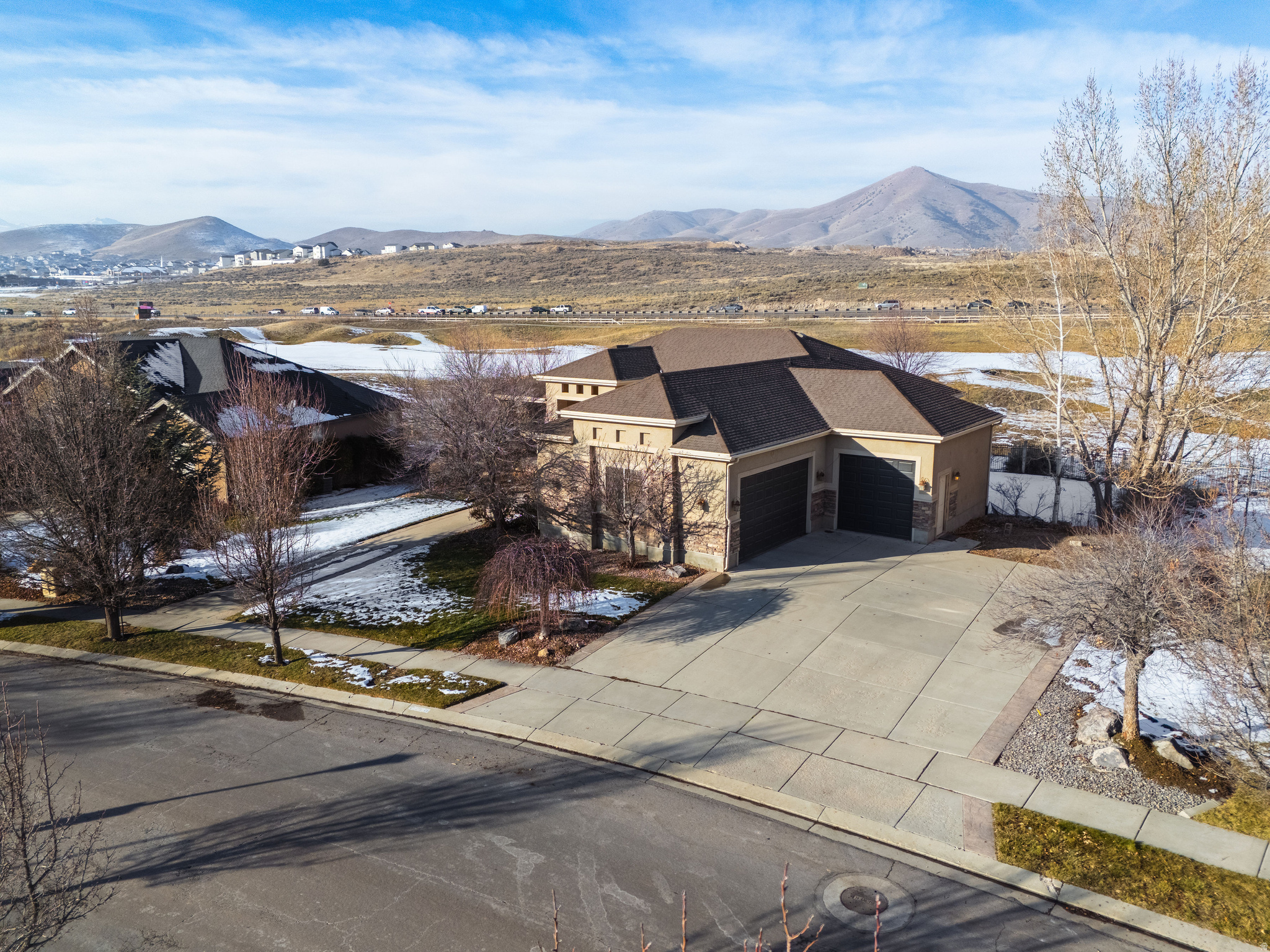 MT AIREY AT RED HAWK RANCH R1-N2627 - Residential