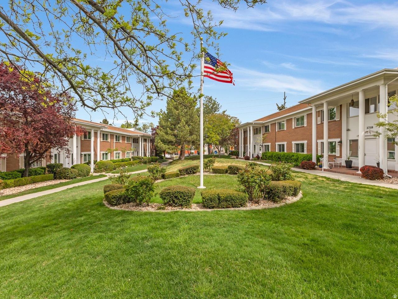 HIGHLAND - Residential