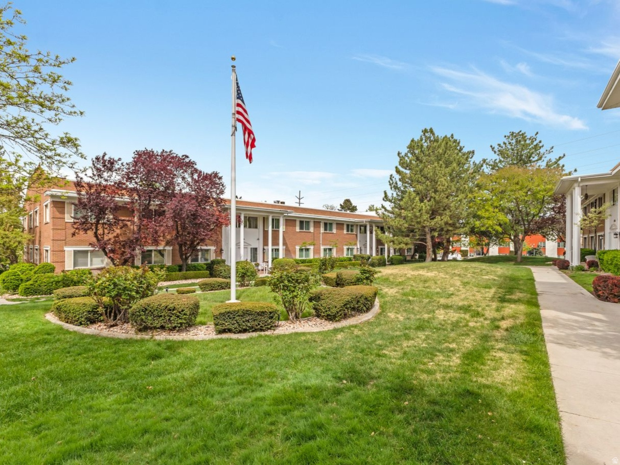 HIGHLAND - Residential