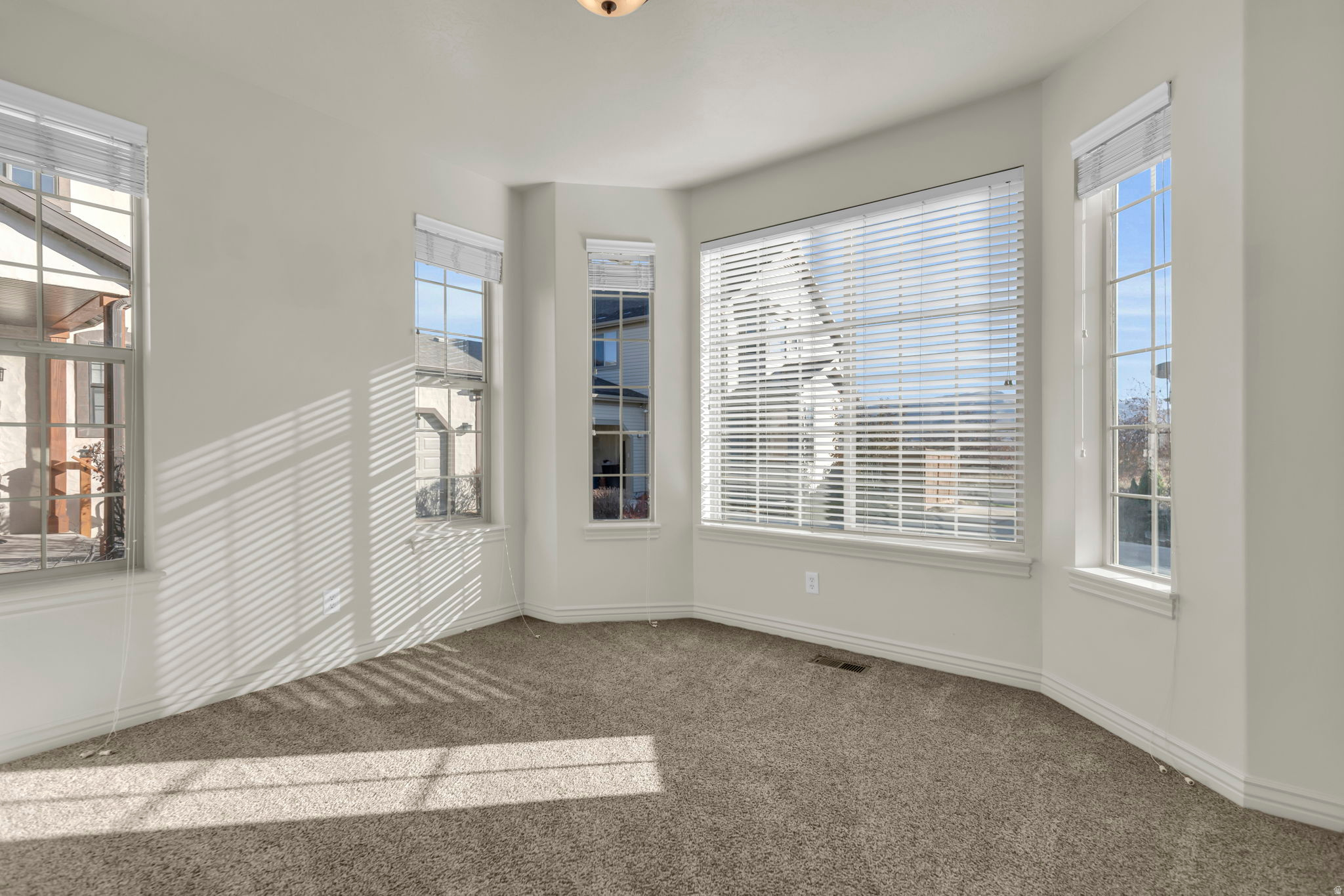 MONTRESEE - Residential