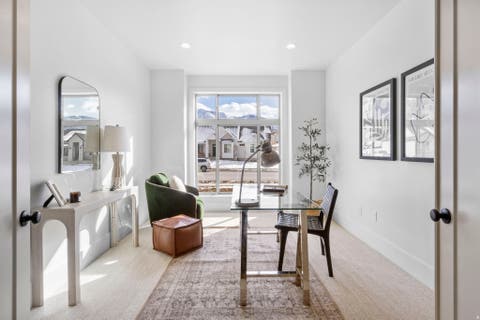 Tiny photo for 1352 S 315 E, Salem, UT 84653 (MLS # 2137631)