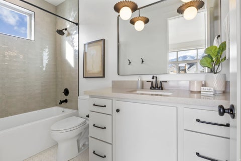 Tiny photo for 1352 S 315 E, Salem, UT 84653 (MLS # 2137631)