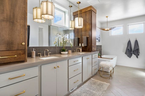 Tiny photo for 1352 S 315 E, Salem, UT 84653 (MLS # 2137631)