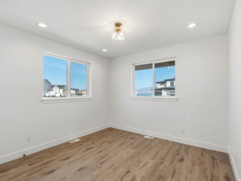 Tiny photo for 3429 S SPINNAKER BAY DR E, Saratoga Springs, UT 84045 (MLS # 2134208)