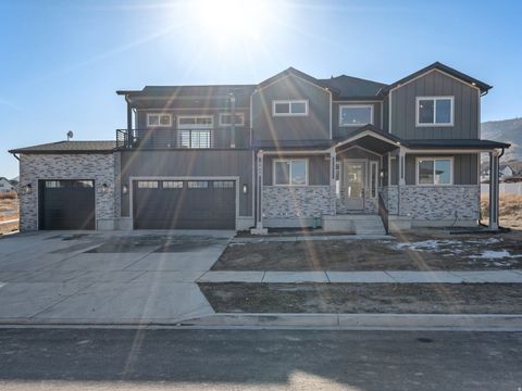 Tiny photo for 3429 S SPINNAKER BAY DR E, Saratoga Springs, UT 84045 (MLS # 2134208)
