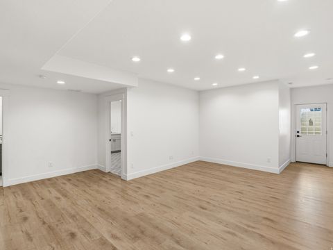 Tiny photo for 3429 S SPINNAKER BAY DR E, Saratoga Springs, UT 84045 (MLS # 2134208)