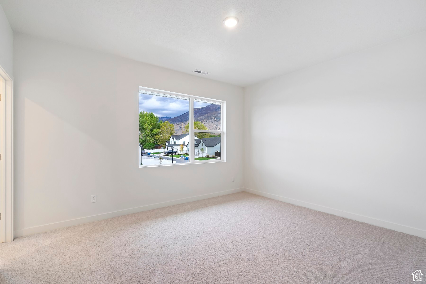 GROVE ACRES - Residential