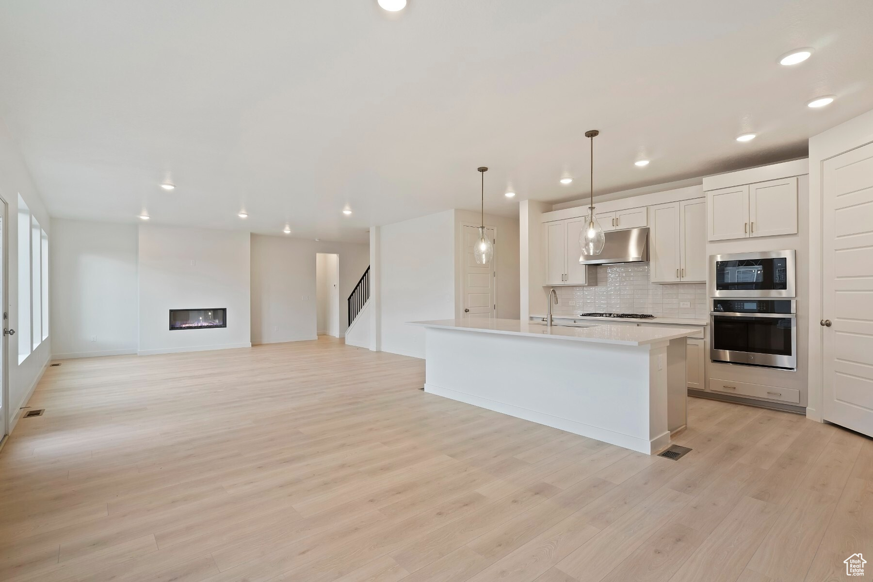 GROVE ACRES - Residential