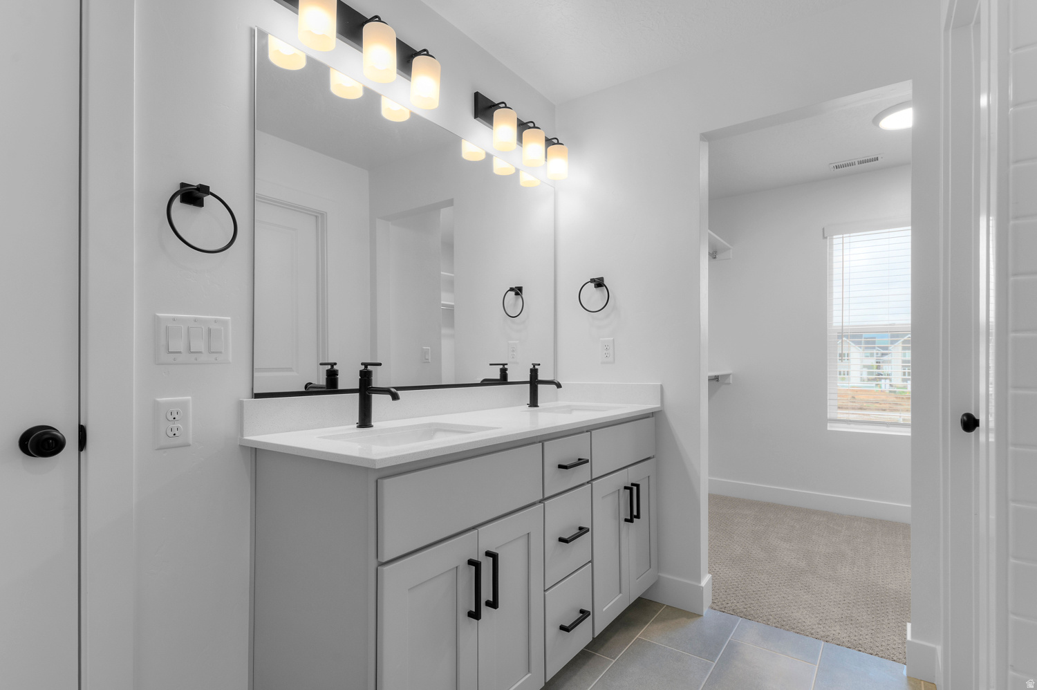 SUNRISE RANCH - Residential