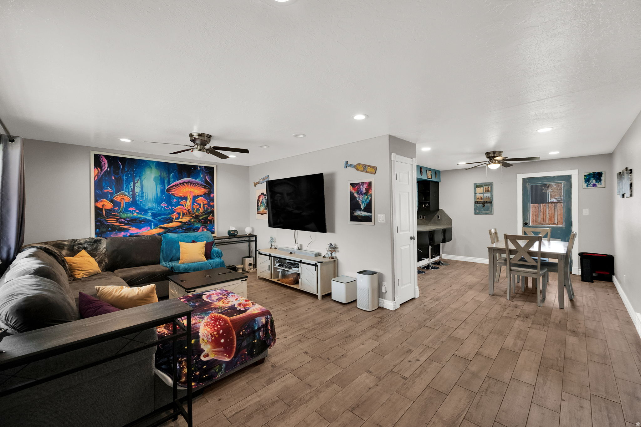 LAZY L2 - Residential