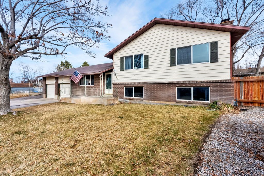 Photo of 584 W 1350 N, Clinton, UT 84015 (MLS # 2136754)