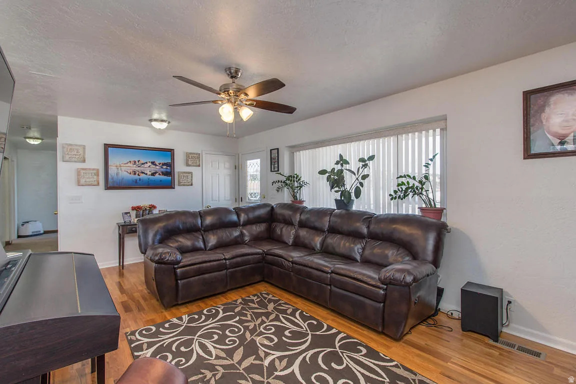 SOUTH WEST KNOLLS SUBDIVISION - Residential