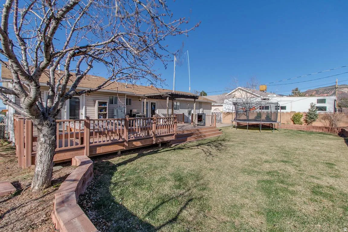 SOUTH WEST KNOLLS SUBDIVISION - Residential