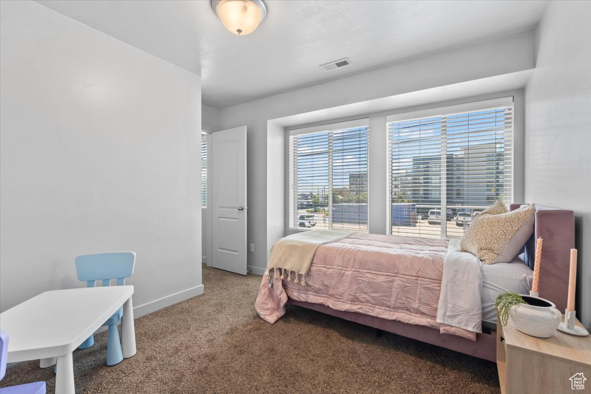 CARSON CORNER - Residential Income