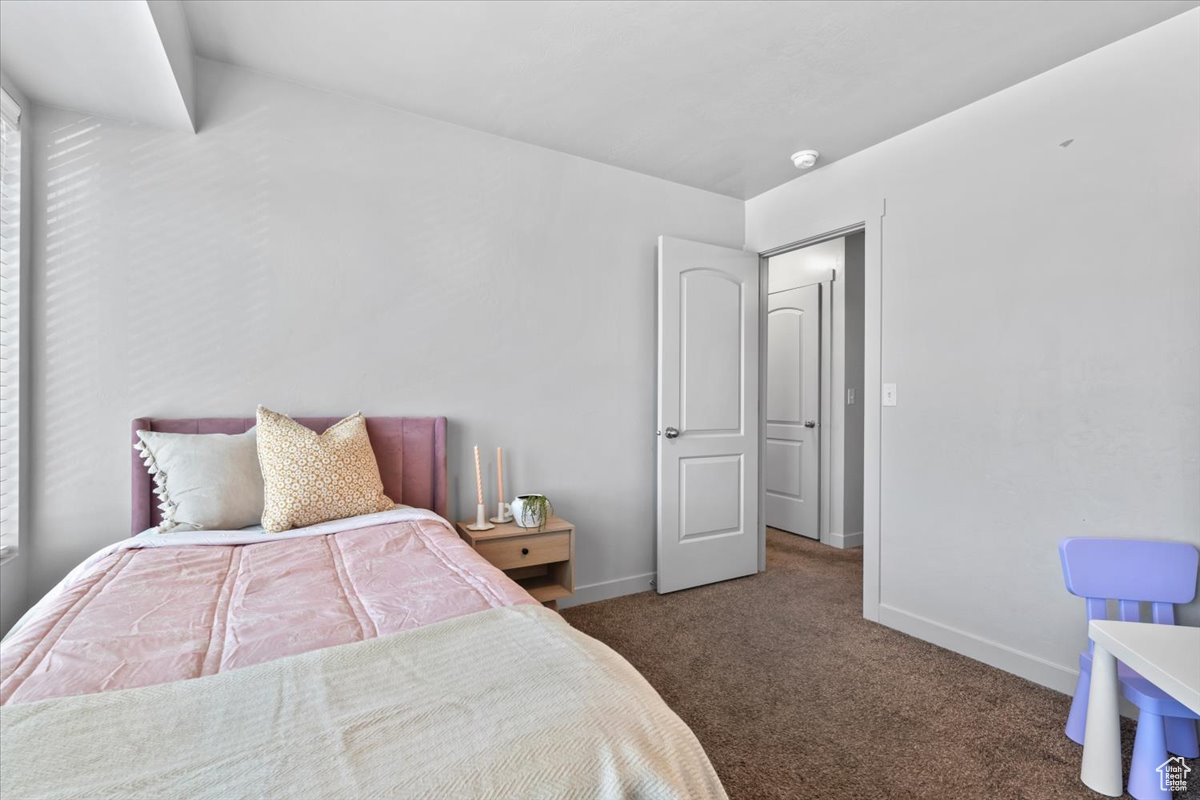 CARSON CORNER - Residential Income