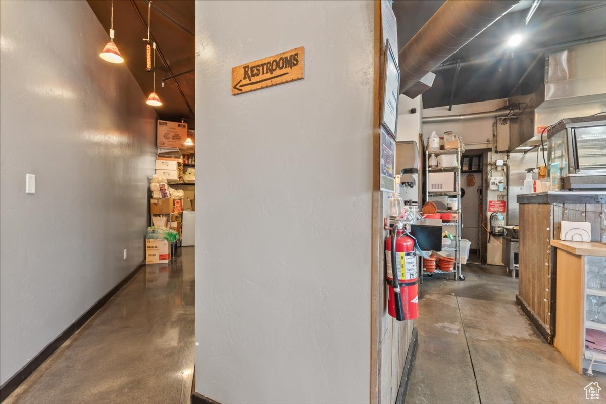 CARSON CORNER - Residential Income