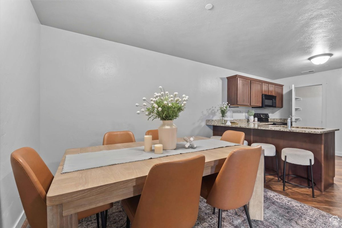 CARSON CORNER - Residential Income