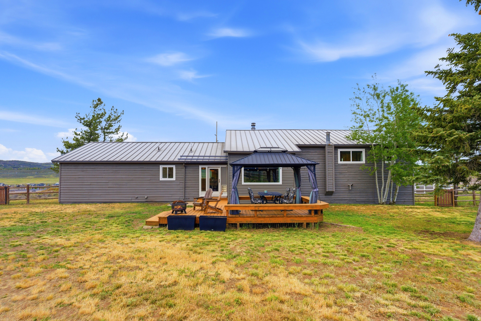 HIGHLAND ESTATES - Residential