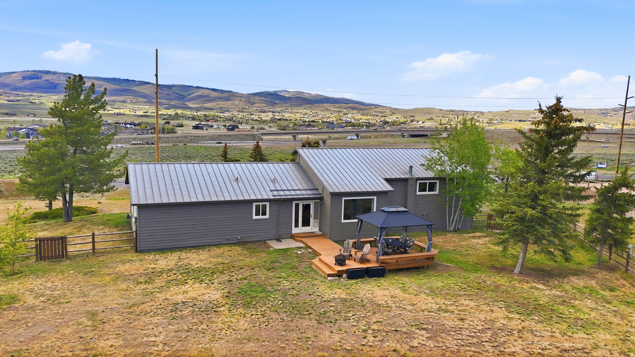 HIGHLAND ESTATES - Residential