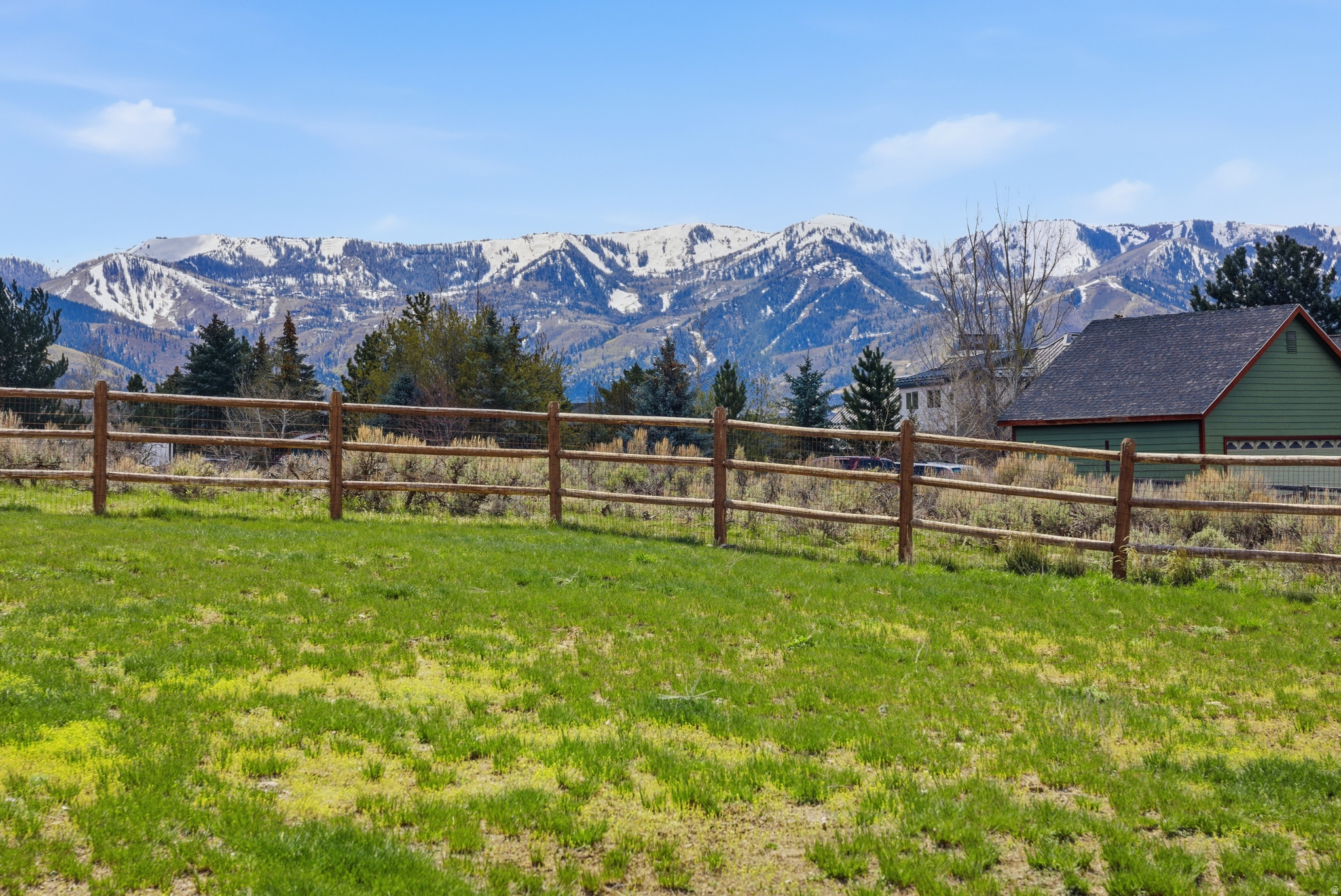 HIGHLAND ESTATES - Residential