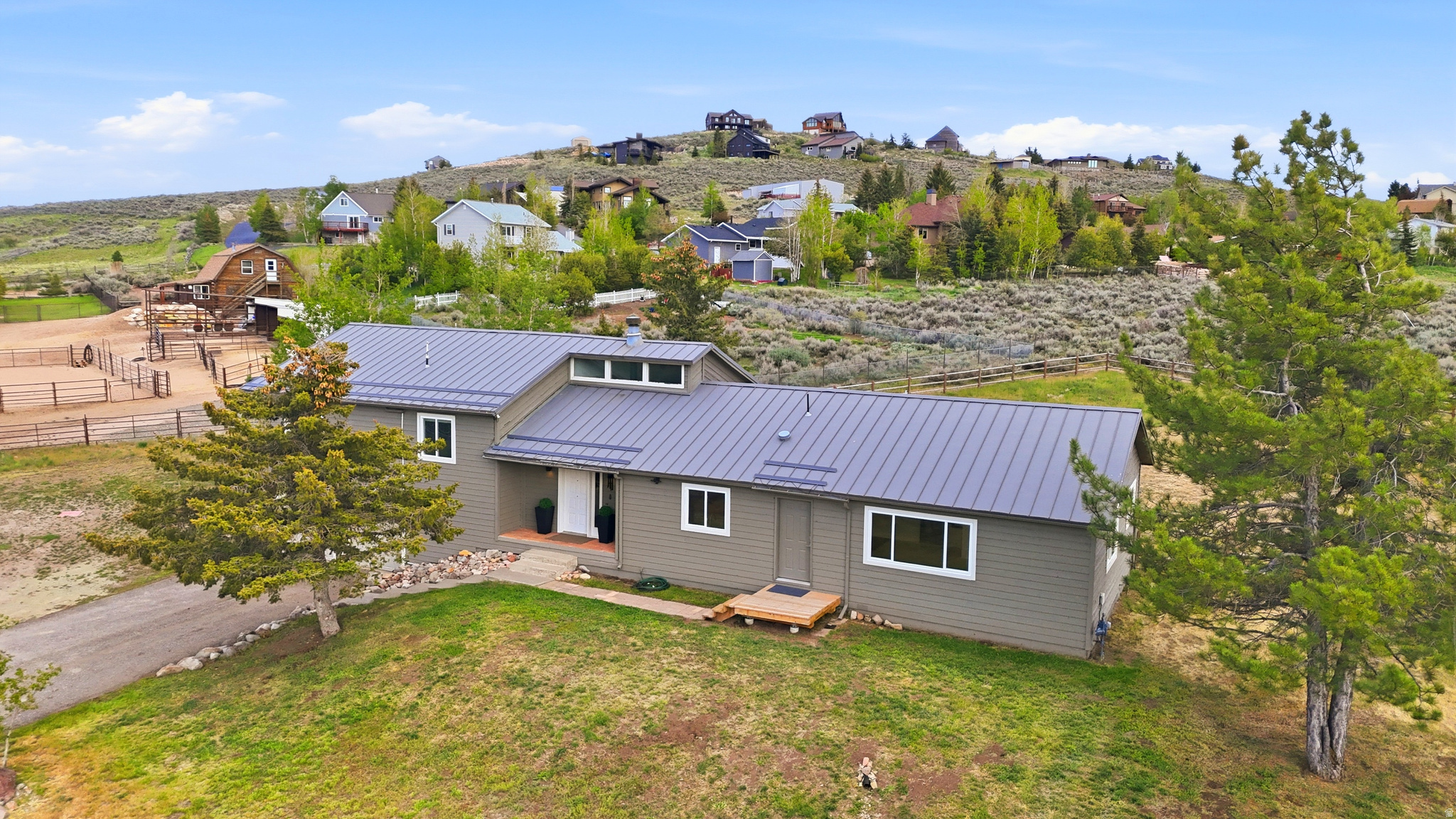 HIGHLAND ESTATES - Residential