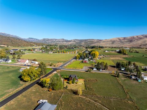 Tiny photo for 4068 N 3300 E, Liberty, UT 84310 (MLS # 2131753)