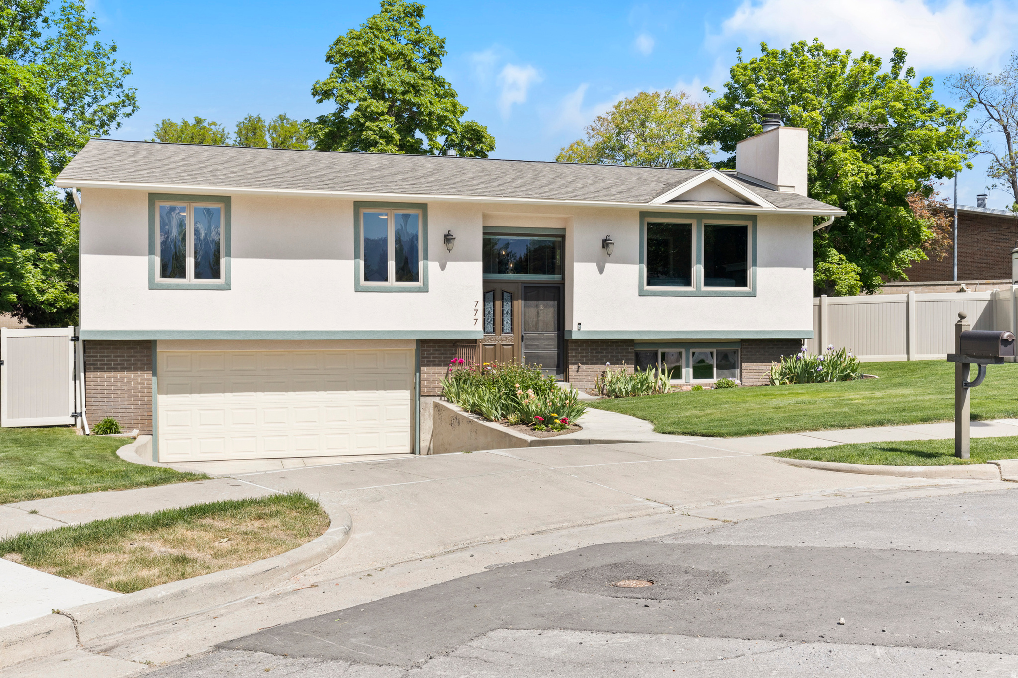 UTE CIRCLE - Residential