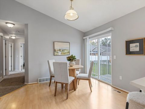 Tiny photo for 231 W AMANDA LYNN LN, Midvale, UT 84047 (MLS # 2121540)