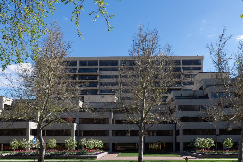 Photo of 560 E SOUTH TEMPLE #PL104, Salt Lake City, UT 84102 (MLS # 2135945)