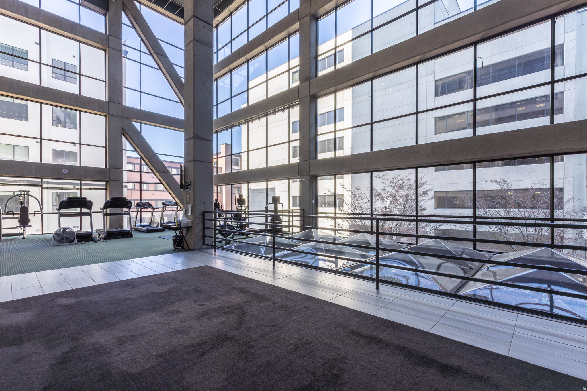 GOVERNOR'S PLAZA - Residential