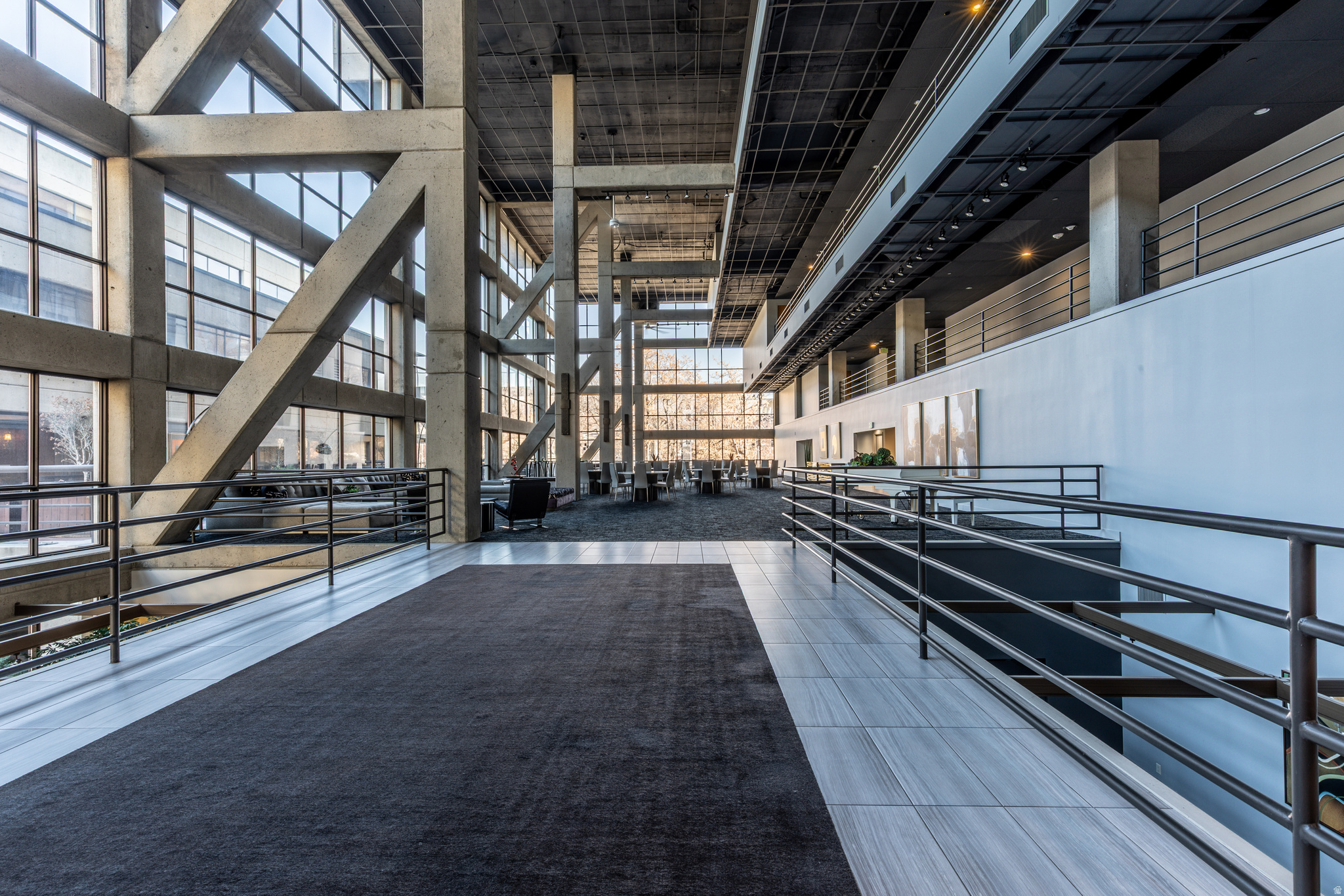 GOVERNOR'S PLAZA - Residential