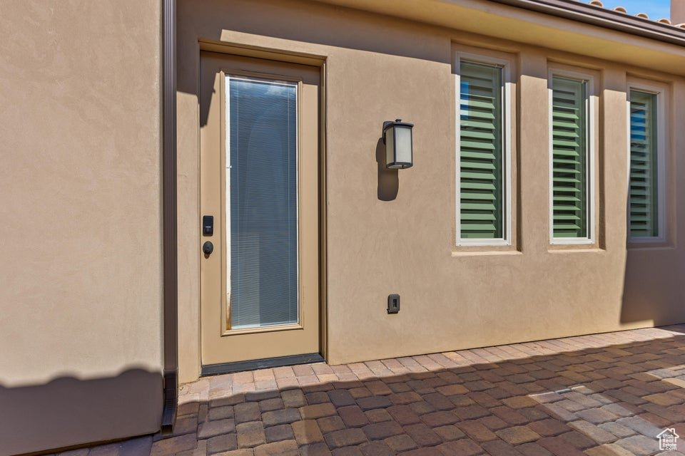 LAST SUN AT GREEN SPRINGS - Residential