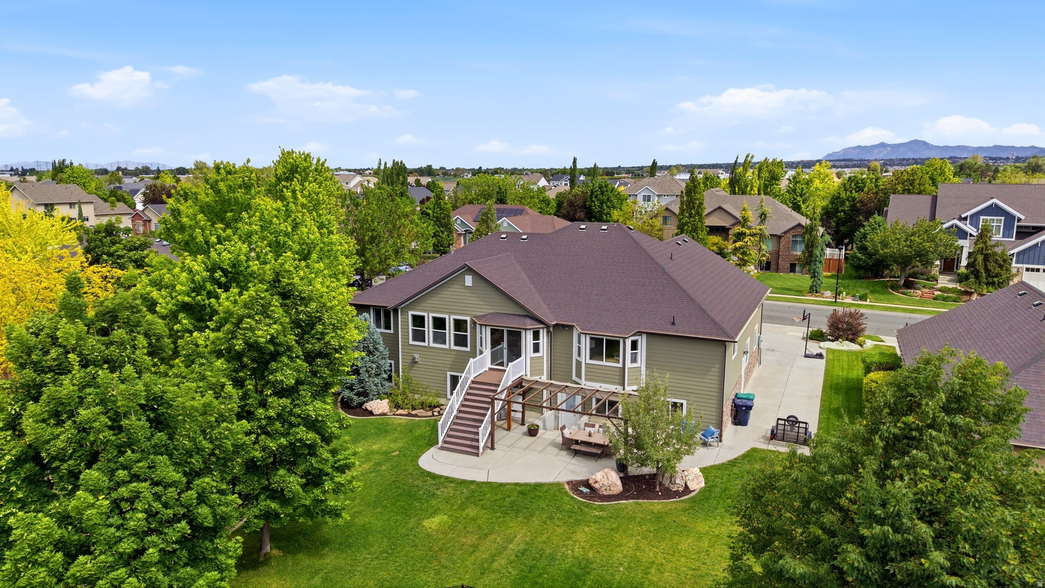 PHEASANT PLACE - Residential