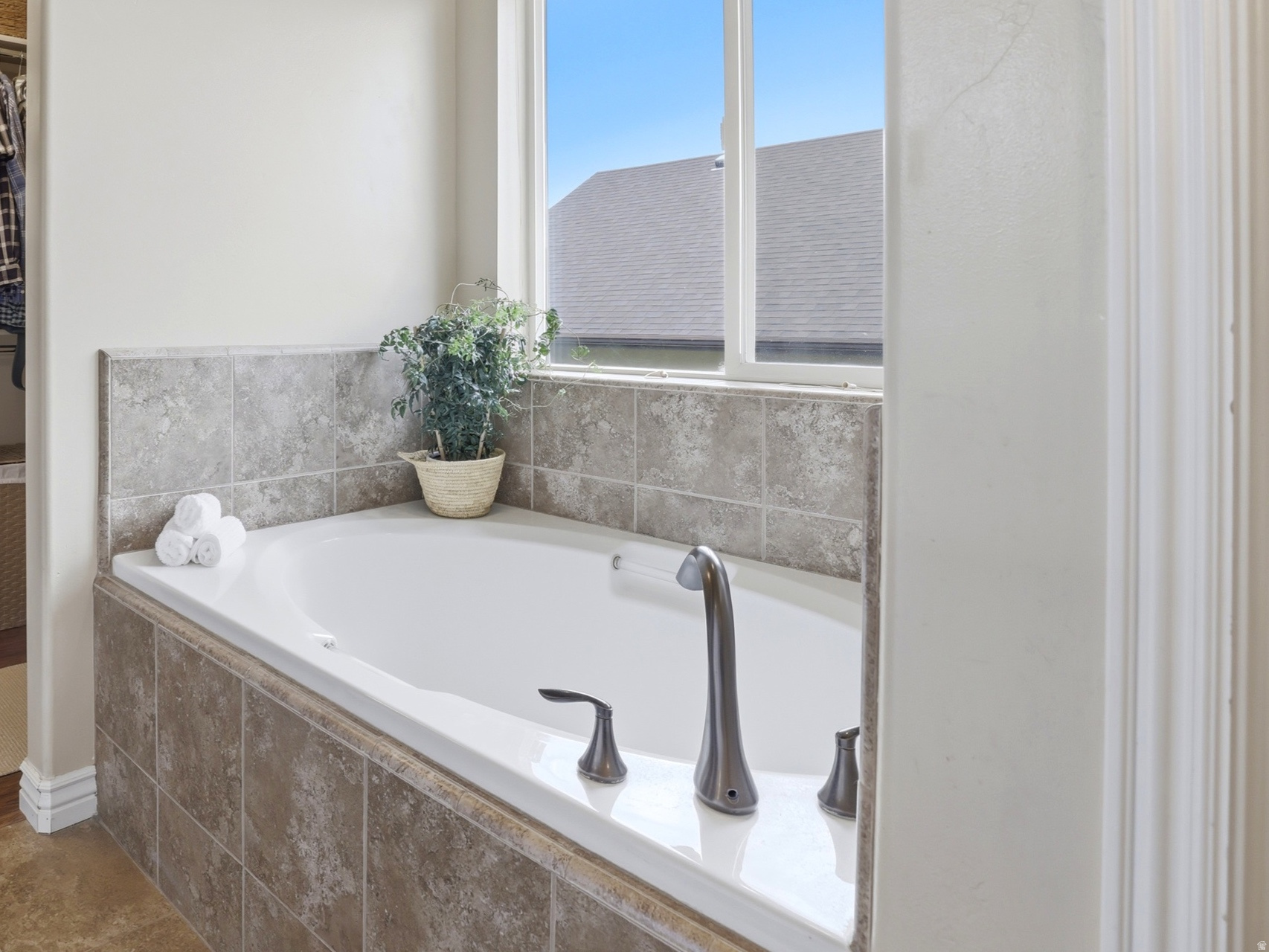 PHEASANT PLACE - Residential