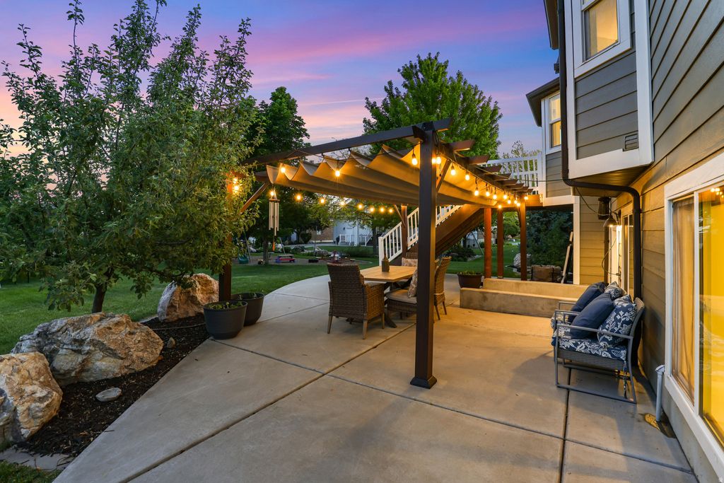 Photo of 1339 W 575 S, Layton, UT 84041 (MLS # 2159911)