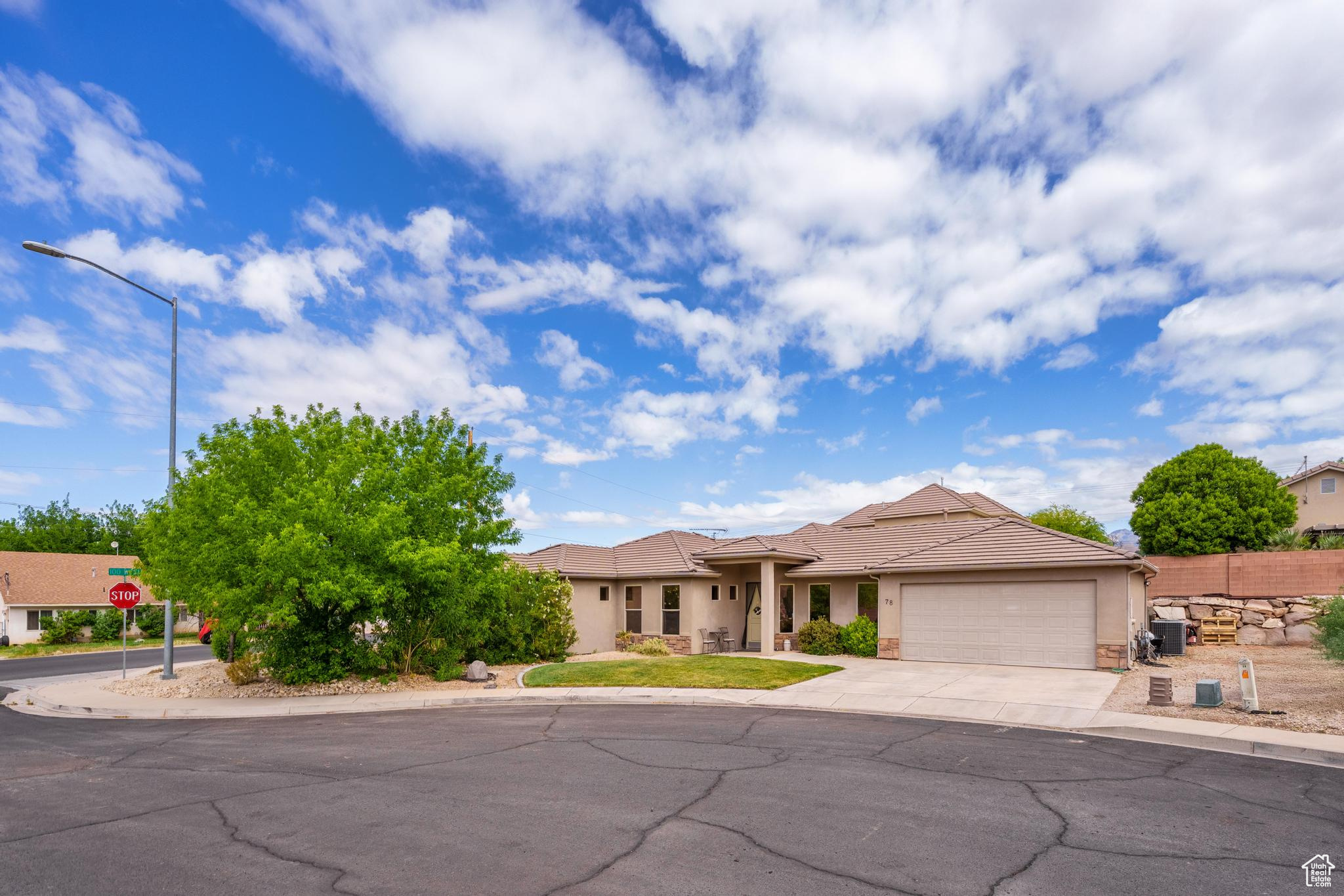 78 W Jolley Cir, Washington, Utah image 2