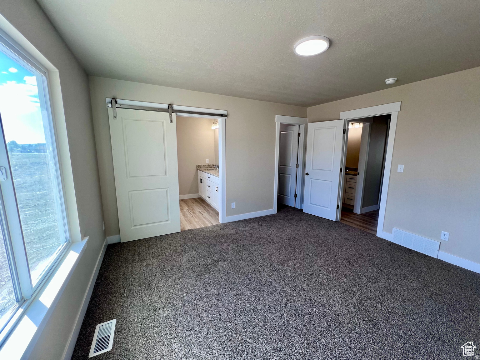 EAGLE POINT - Residential