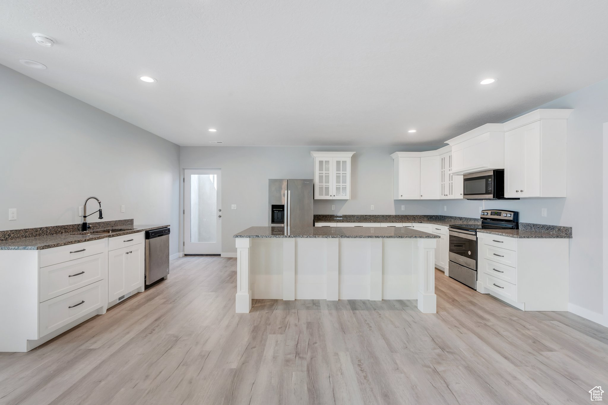4867 N Canaan Peak Dr, Eagle Mountain, Utah image 32