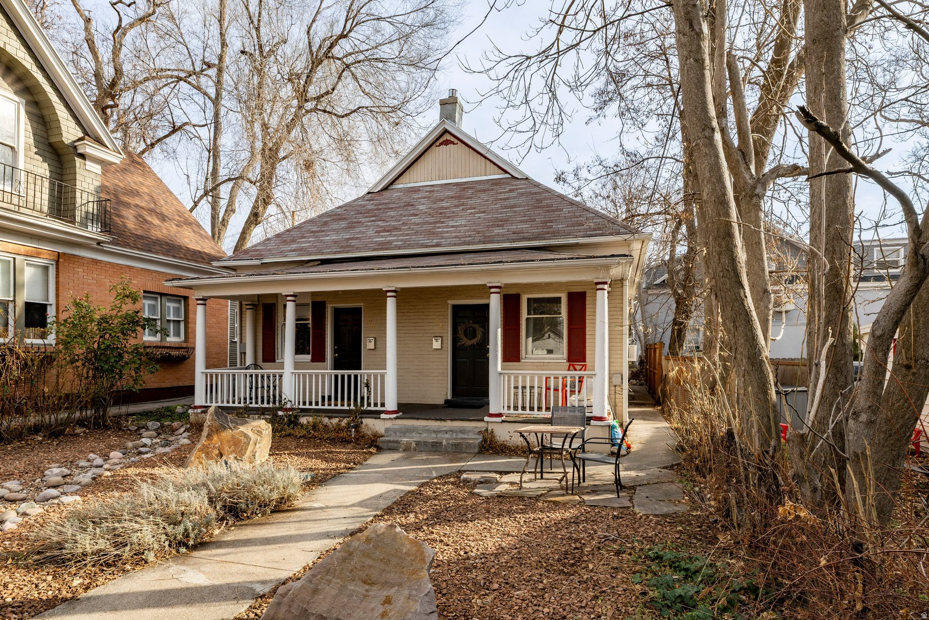 AVENUES - Residential Income