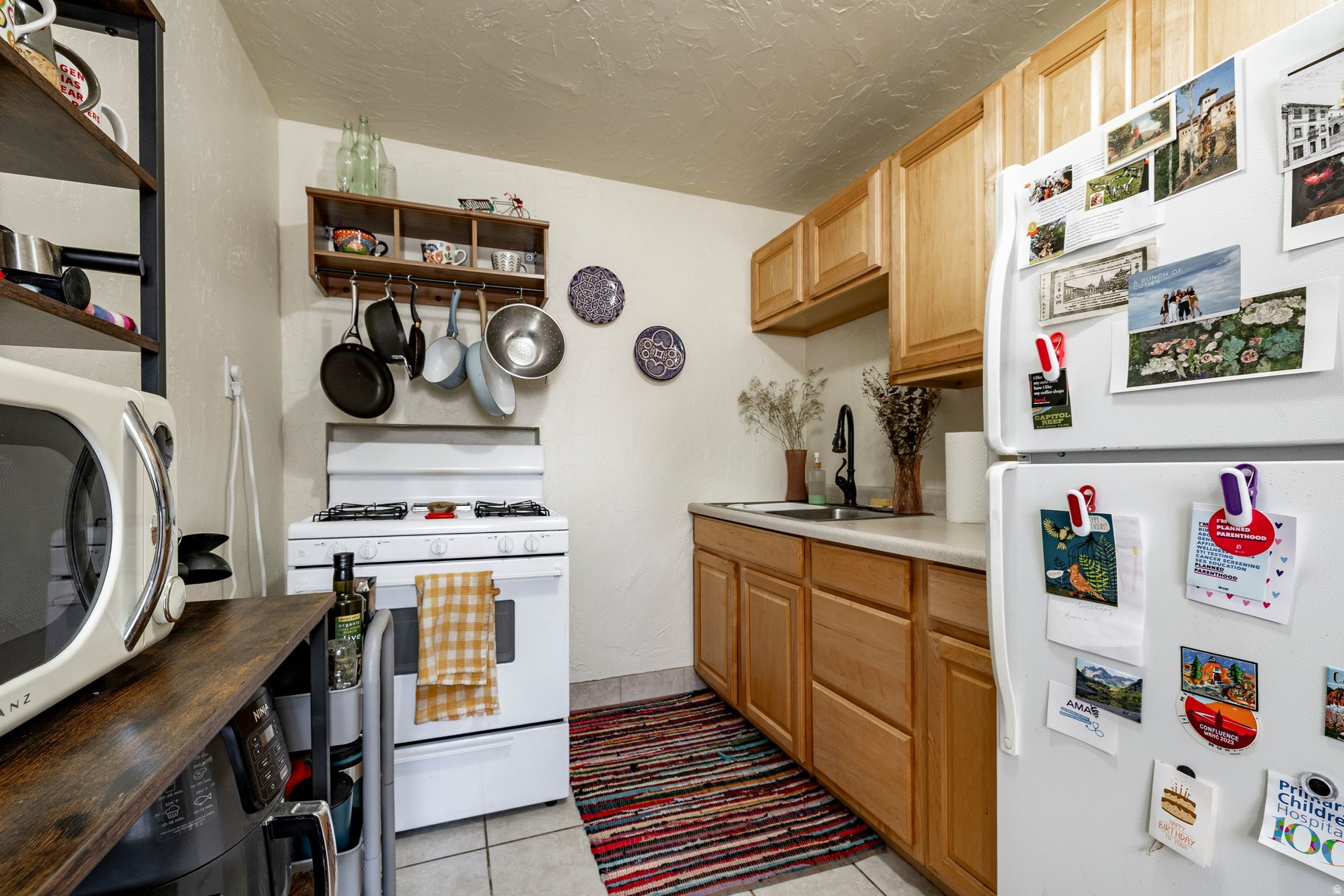 AVENUES - Residential Income